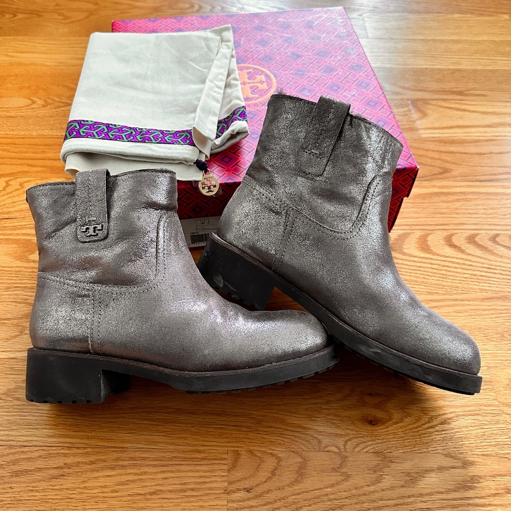 Tory Burch Wayland Short Boot (8) - Picture 2 of 16